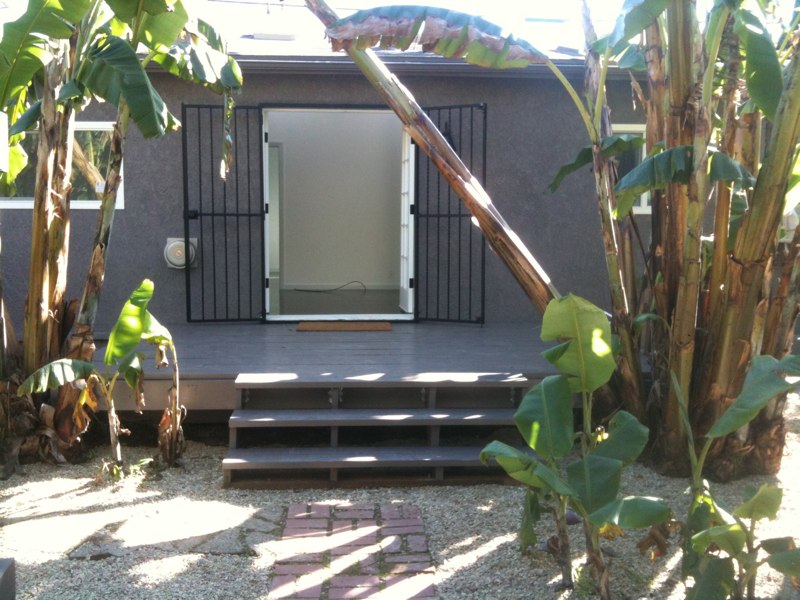 The entrance to 1005 6th